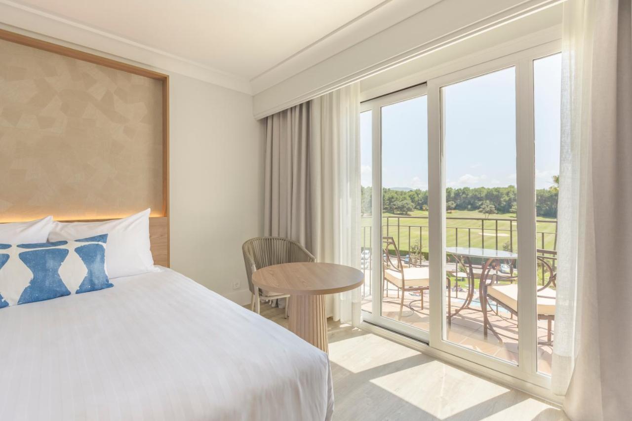 德尼亚拉塞拉万豪高尔夫度假村及水疗中心 外观 照片 A guest room at the hotel