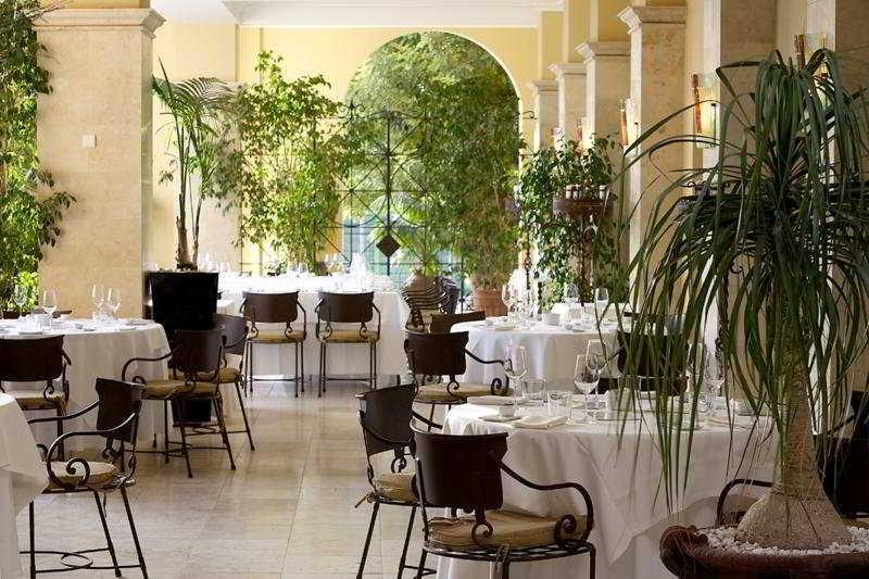 德尼亚拉塞拉万豪高尔夫度假村及水疗中心 外观 照片 The restaurant