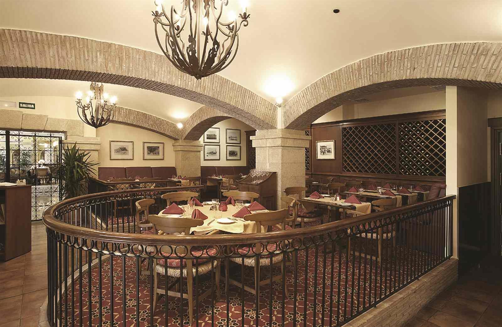德尼亚拉塞拉万豪高尔夫度假村及水疗中心 餐厅 照片 The restaurant at the 2007 PGA Championship
