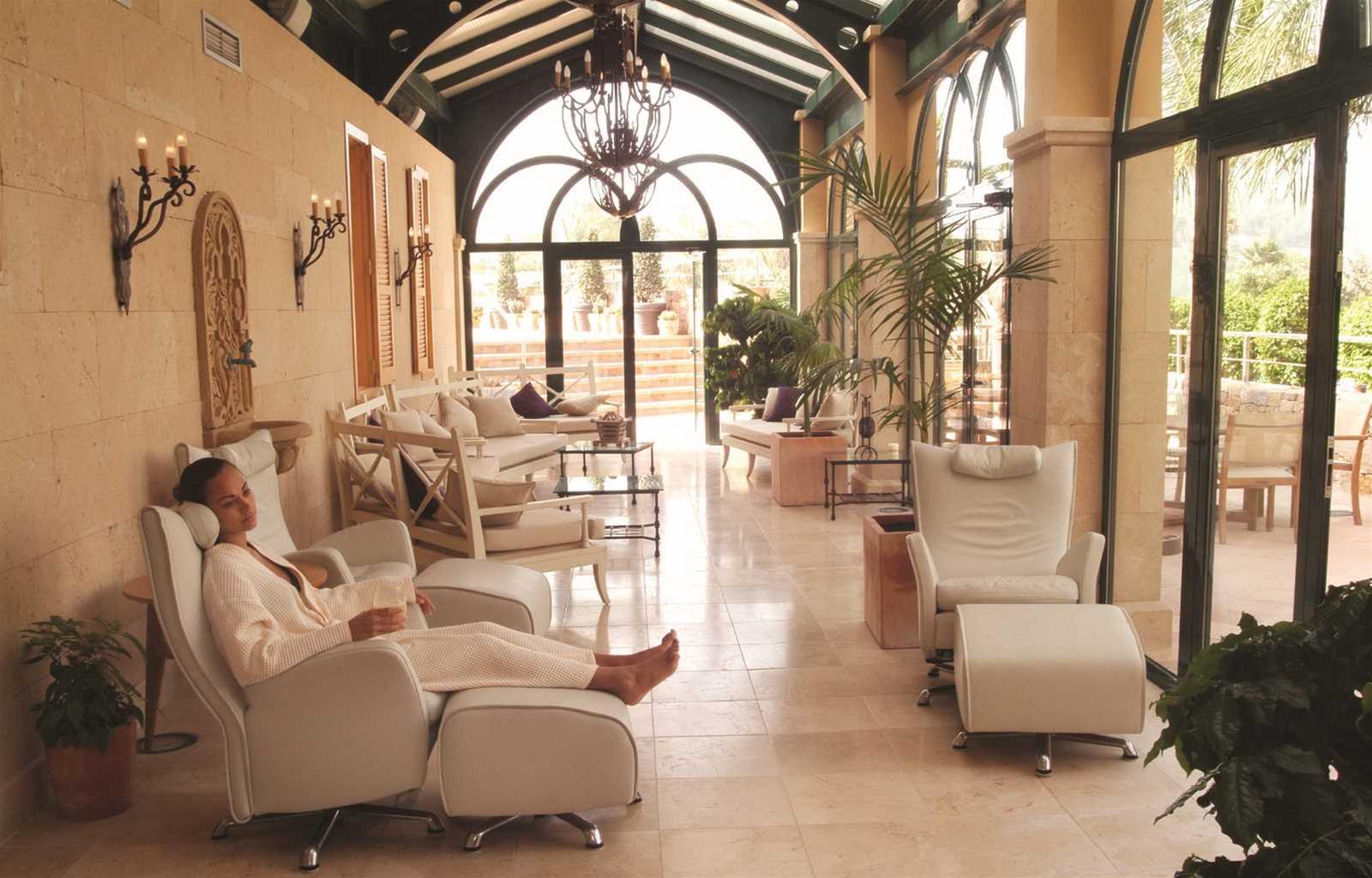 德尼亚拉塞拉万豪高尔夫度假村及水疗中心 外观 照片 The spa at the Hotel du Lac